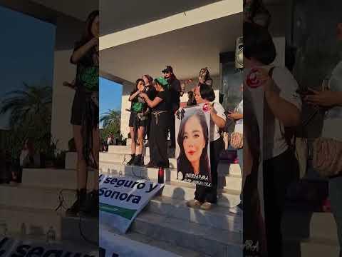 Hacen pase de lista de MUJERES víctimas de FEMINICIDIO en Sonora