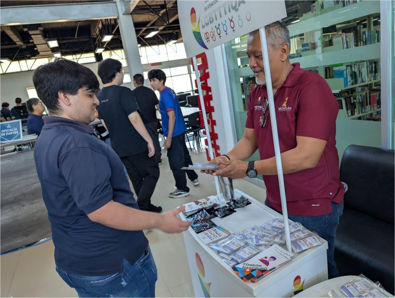 Prevencion sexual Mazatlán Mes del Orgullo LGBT+ condones